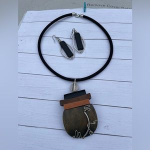 Handmade Collar and earring